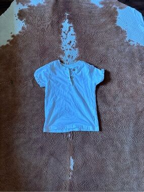 Tahari Light Blue Short Sleeve Henley Tee